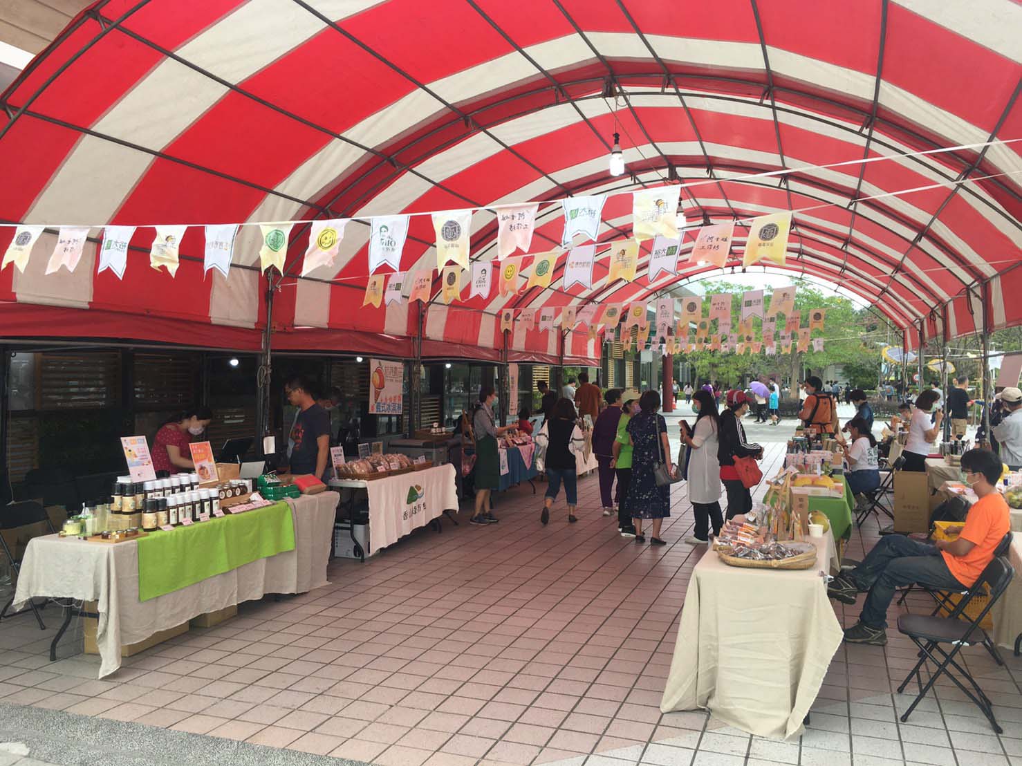 關西休息站小農市集 | 奇想活動創造 2 關西休息站小農市集 | 奇想活動創造 2